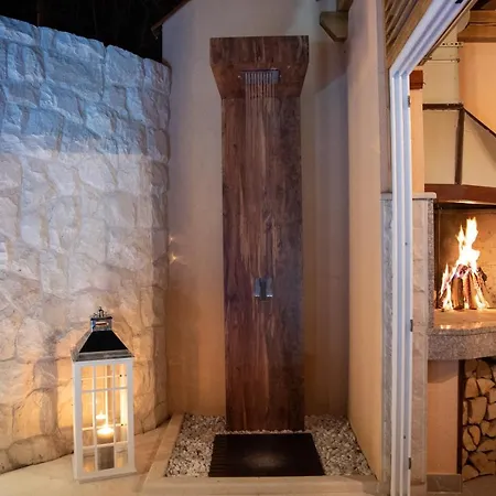 San Tonini Deluxe With Private Heated Swimming Pool Διαμέρισμα