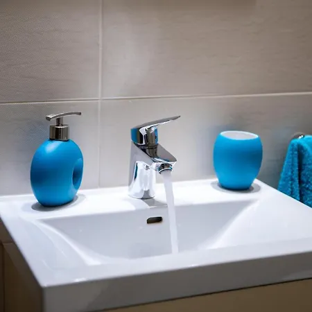 Apartment San Tonini Deluxe With Private Heated Swimming Pool *