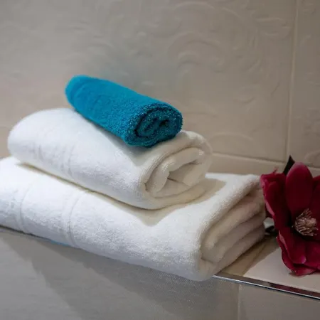 Apartment San Tonini Deluxe With Private Heated Swimming Pool Mravince